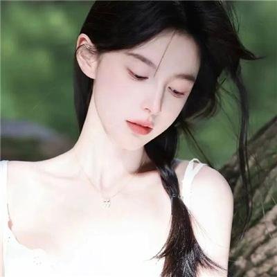 他的模样